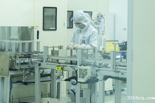 全球首款实现量产的半固态储能电池产线在广东投产